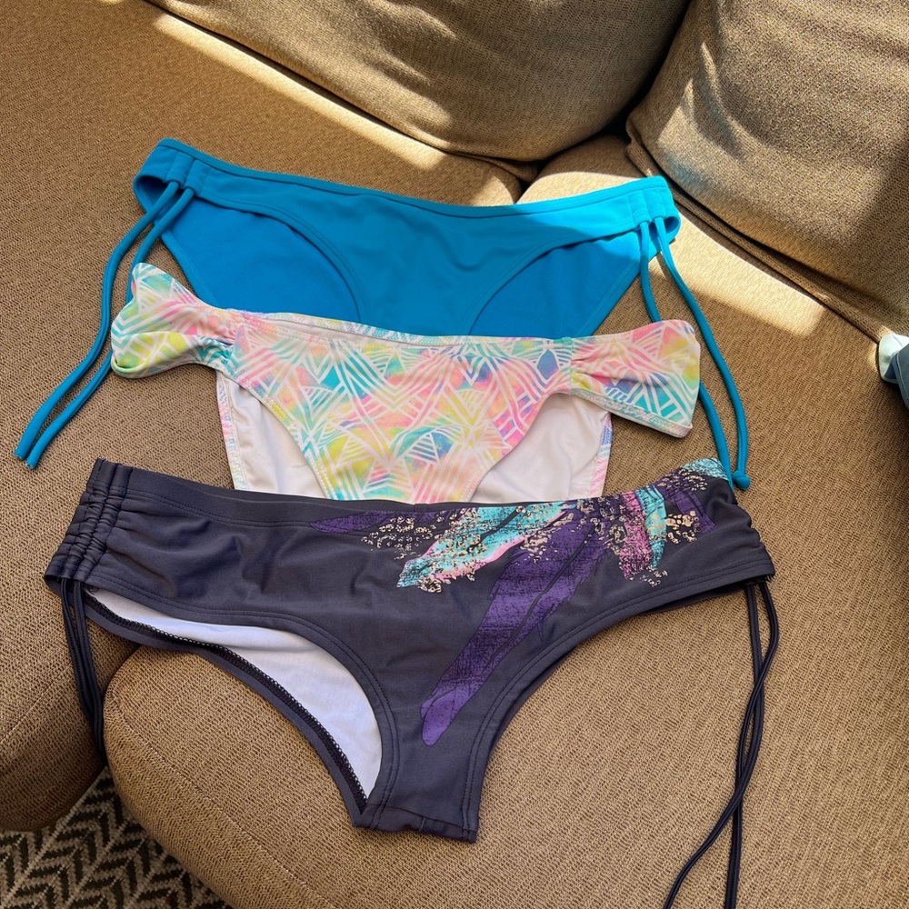 3 bikini bottom